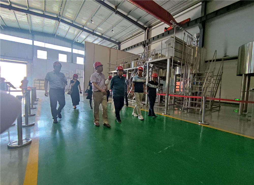  攜手并肩，共贏未來——熱烈歡迎餐飲協(xié)會領導蒞臨山東天泰參觀指導